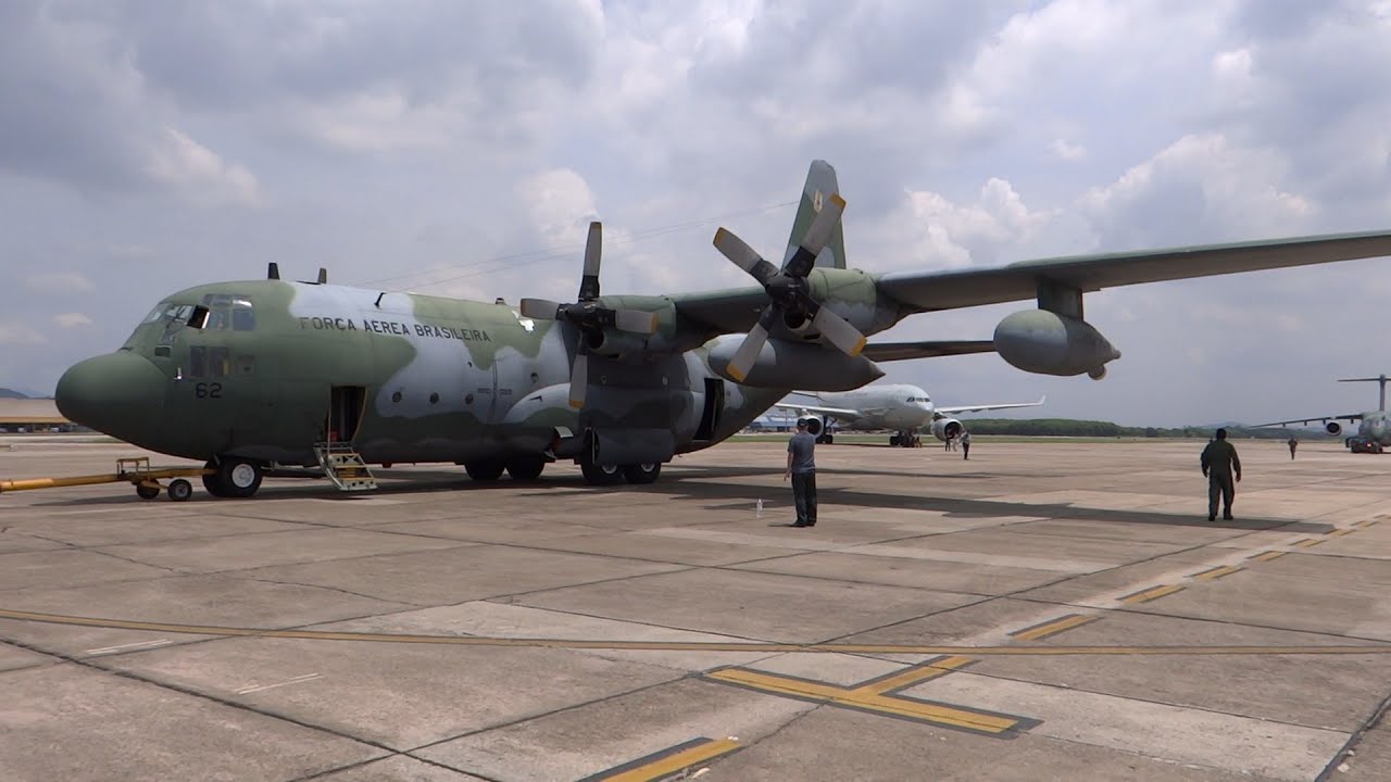 Cerimônia de Descomissionamento do último KC-130M da Força Aérea Brasileira.