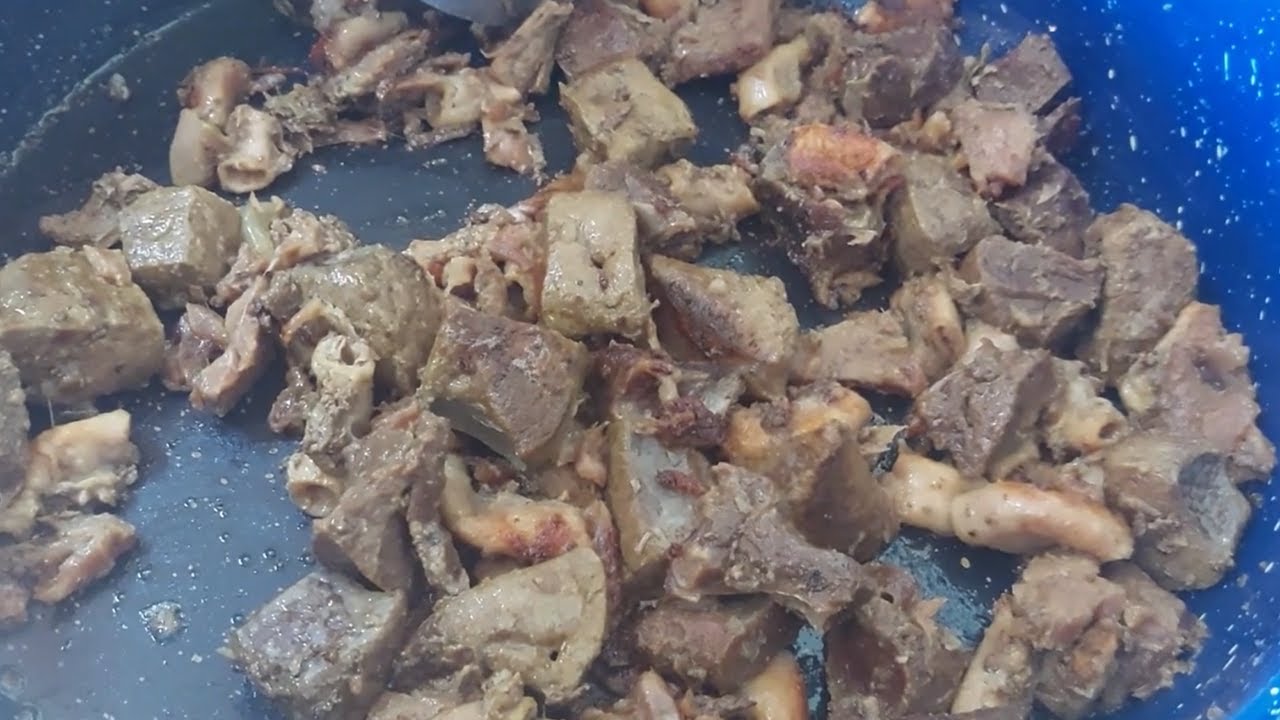 PEPENA DE RES o FRITO DE RES EN SALSA ROJA | As&iacute; se prepara en el rancho | Receta f&aacute;cil😋