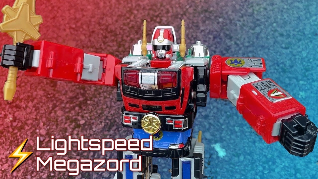Deluxe Lightspeed Megazord 2000 Toy Review (Power Rangers Lightspeed Rescue Season 8)