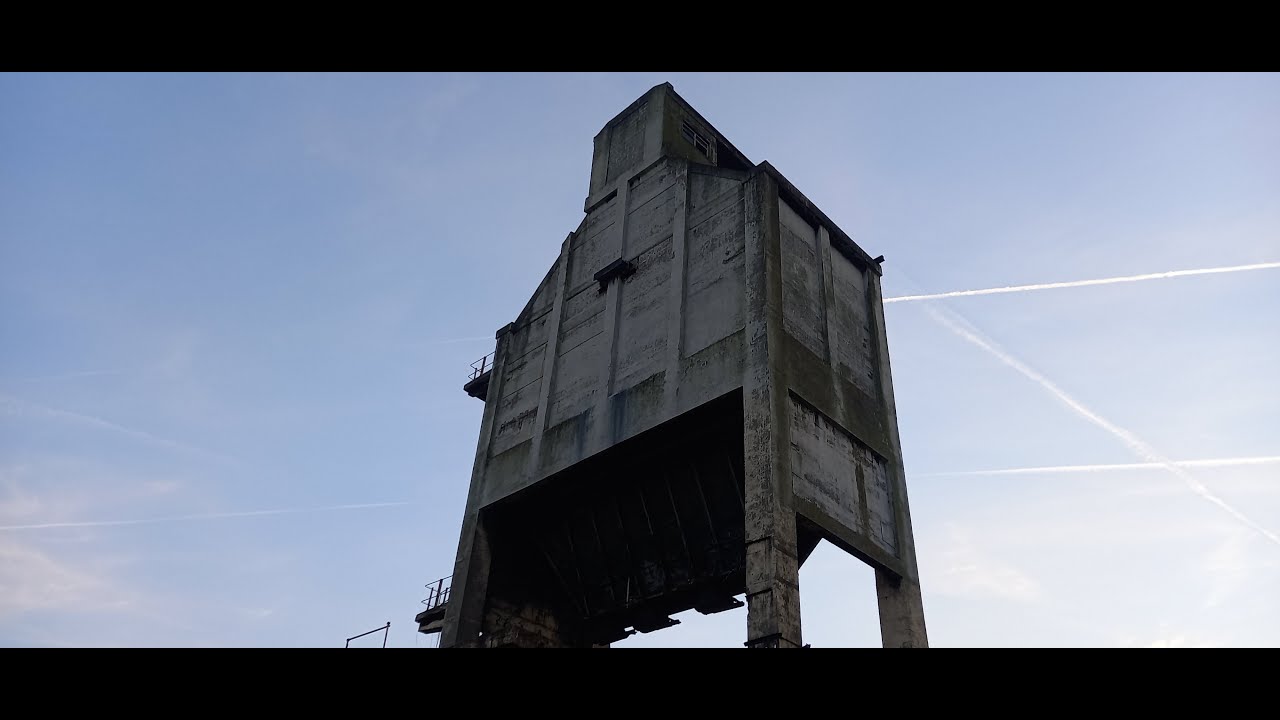 Exploring The Old Monckton Coke Works In Royston Barnsley September 2023