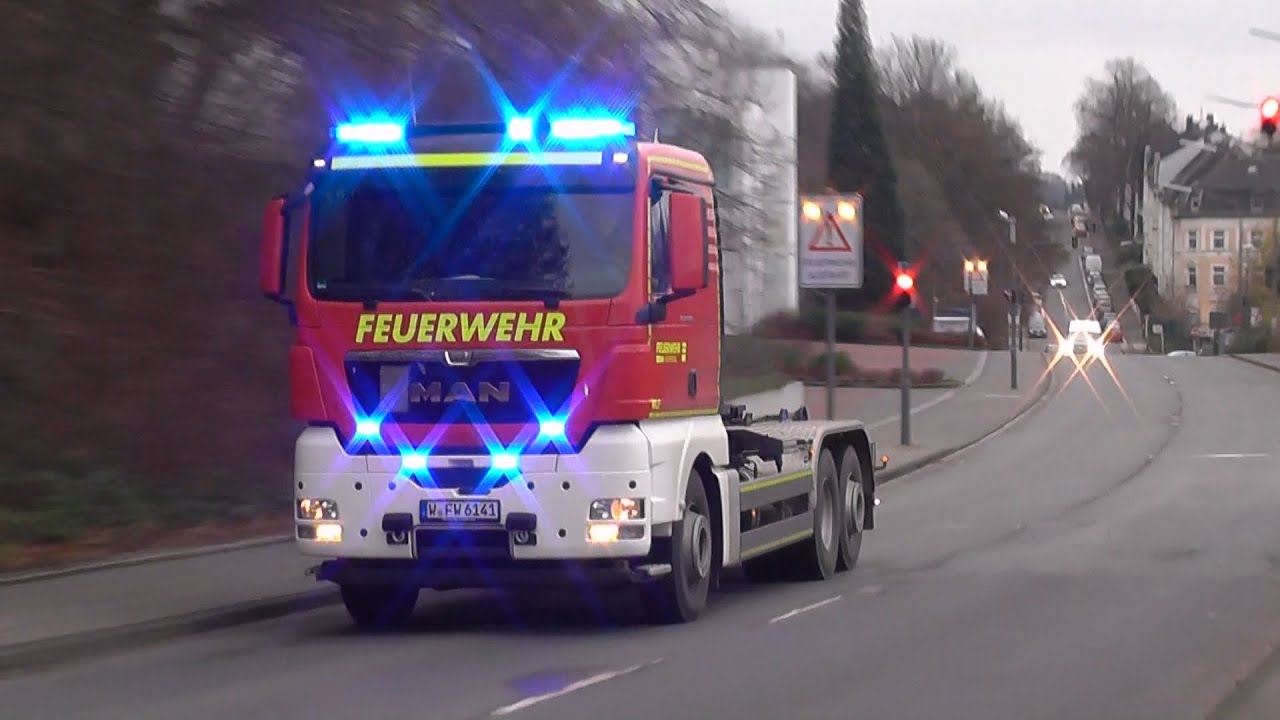 [LKW Mit Gefahrgut Ladung, Explodierten Reifen!] Gefahrguteinsatz der Feuerwehr Wuppertal