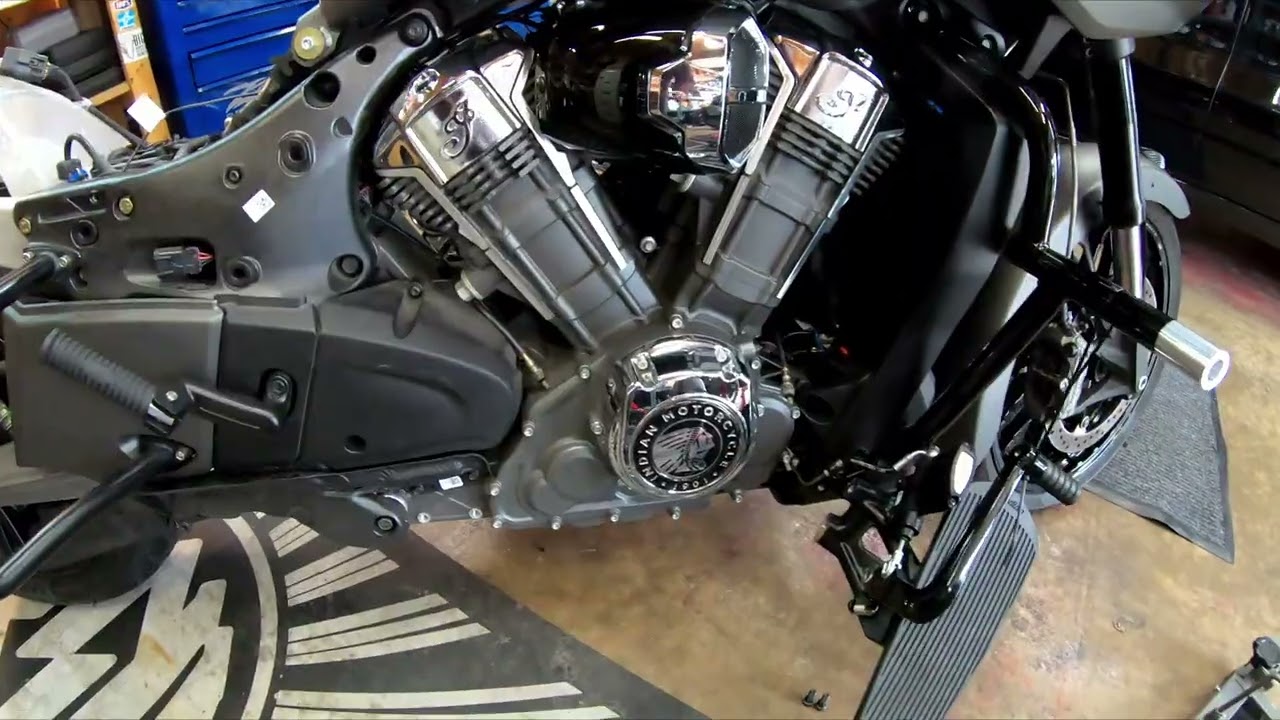 Indian Challenger Toce full exhaust.