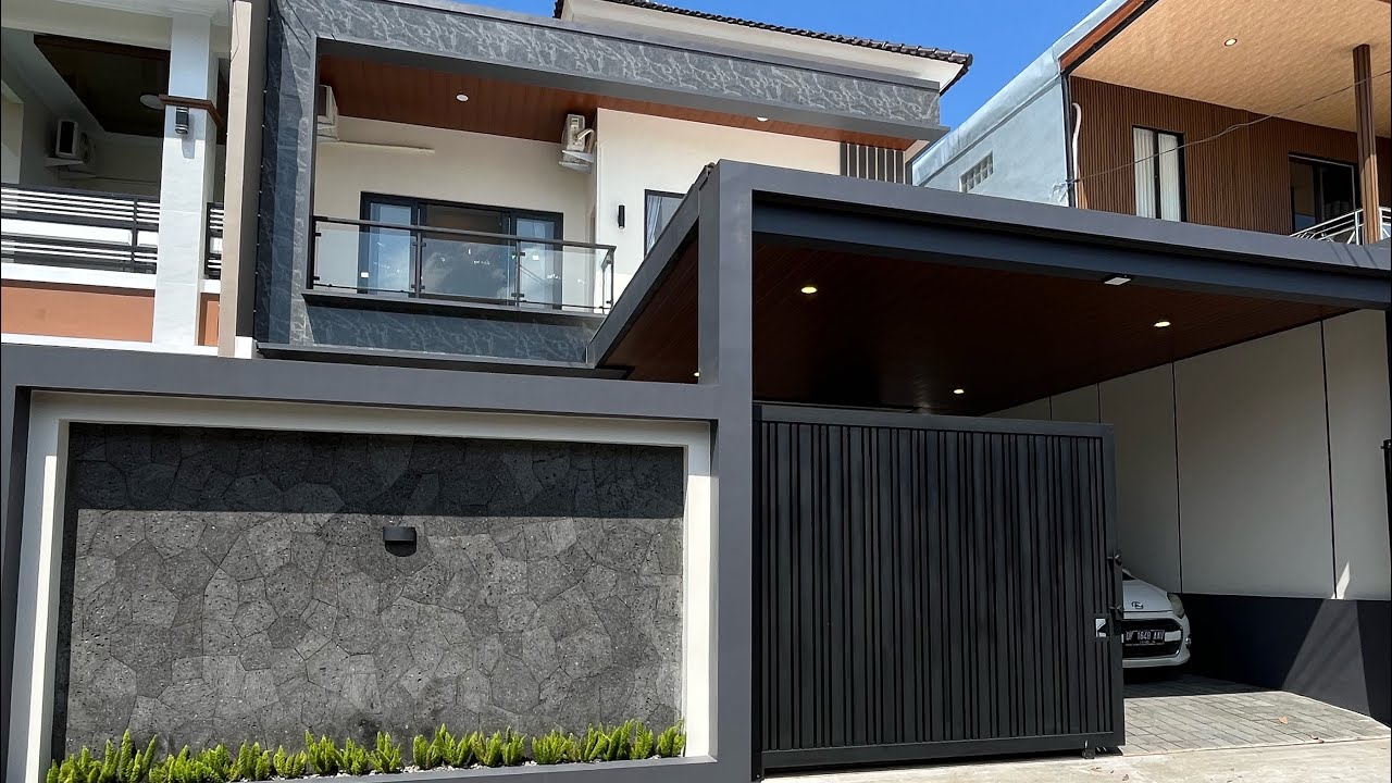 UNIT ISTIMEWA.. Rumah Mewah Full Furnish dengan Kolam Renang Pribadi di Yogyakarta