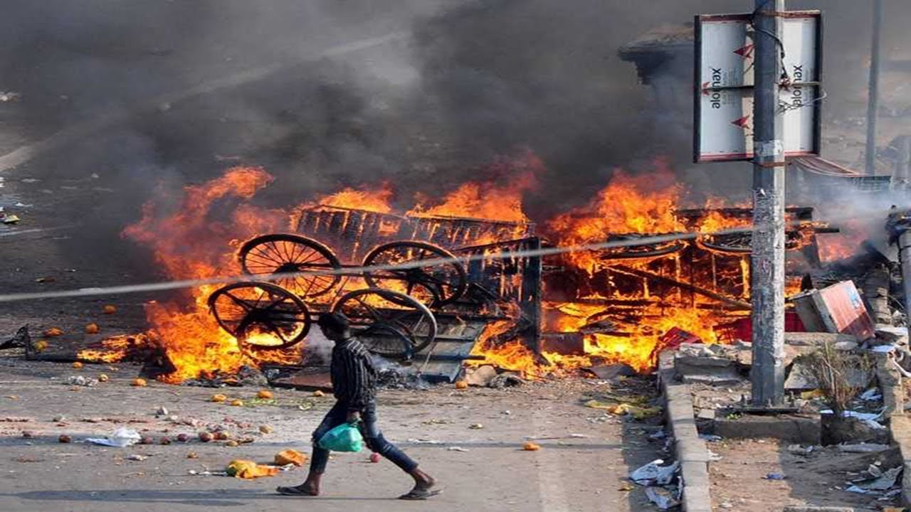 Delhi Violence:  Modi Calls For Peace, Sonia Demands Amit Shah's Resignation