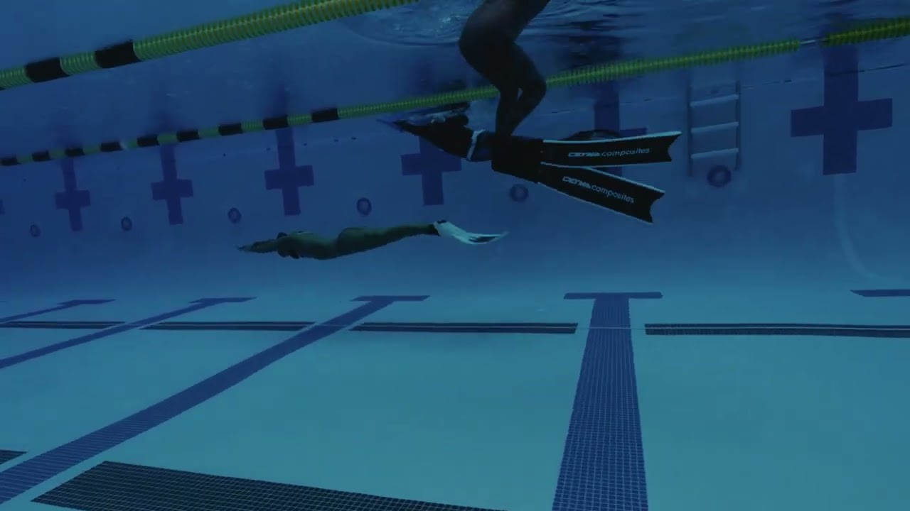 Freediving National Record DYN with Monofin 189 Meters - Renee Blundon - USA - Underwater Footage