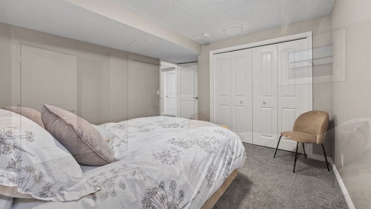 102 Hodson Crescent, Okotoks, AB