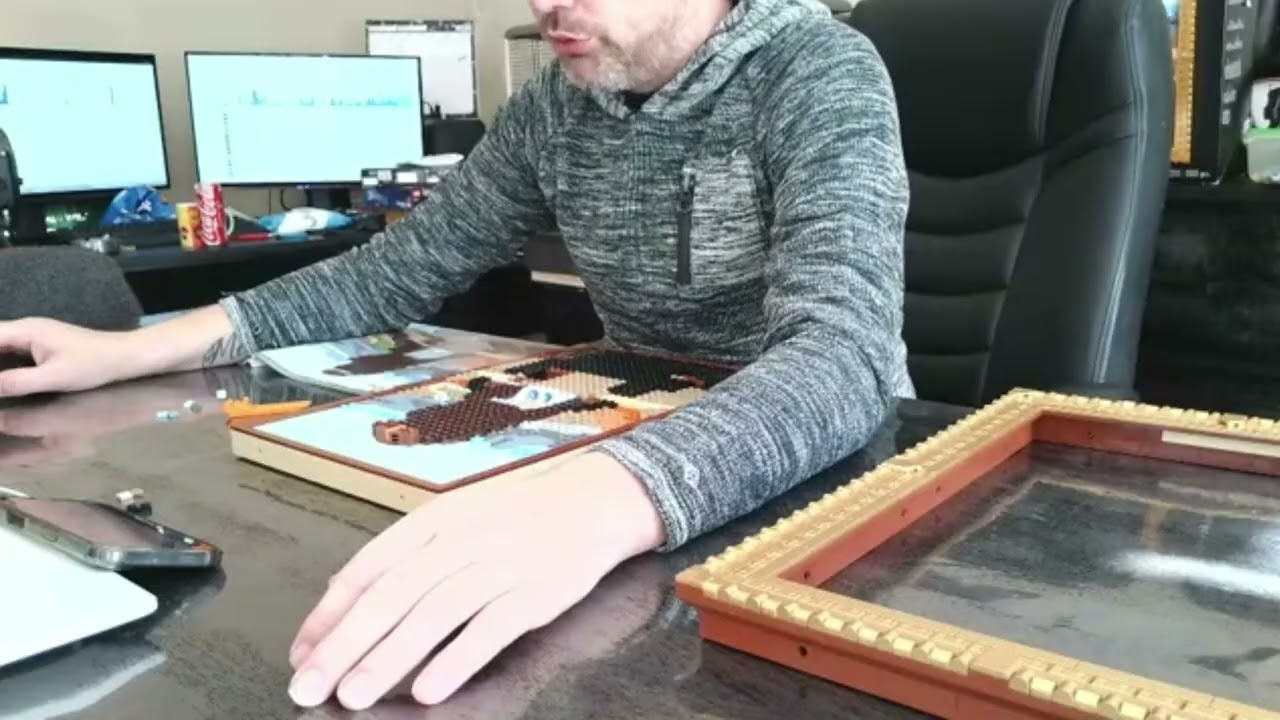 Сборка конструктора LEGO &laquo;Мона Лиза&raquo; (31213) в режиме таймлапса с музыкой &mdash; Disney LEGO Art