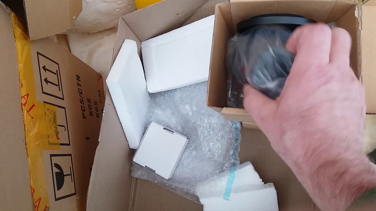 Altair Astro Wave 115 ED Triplet Unboxing Blip Vid 2