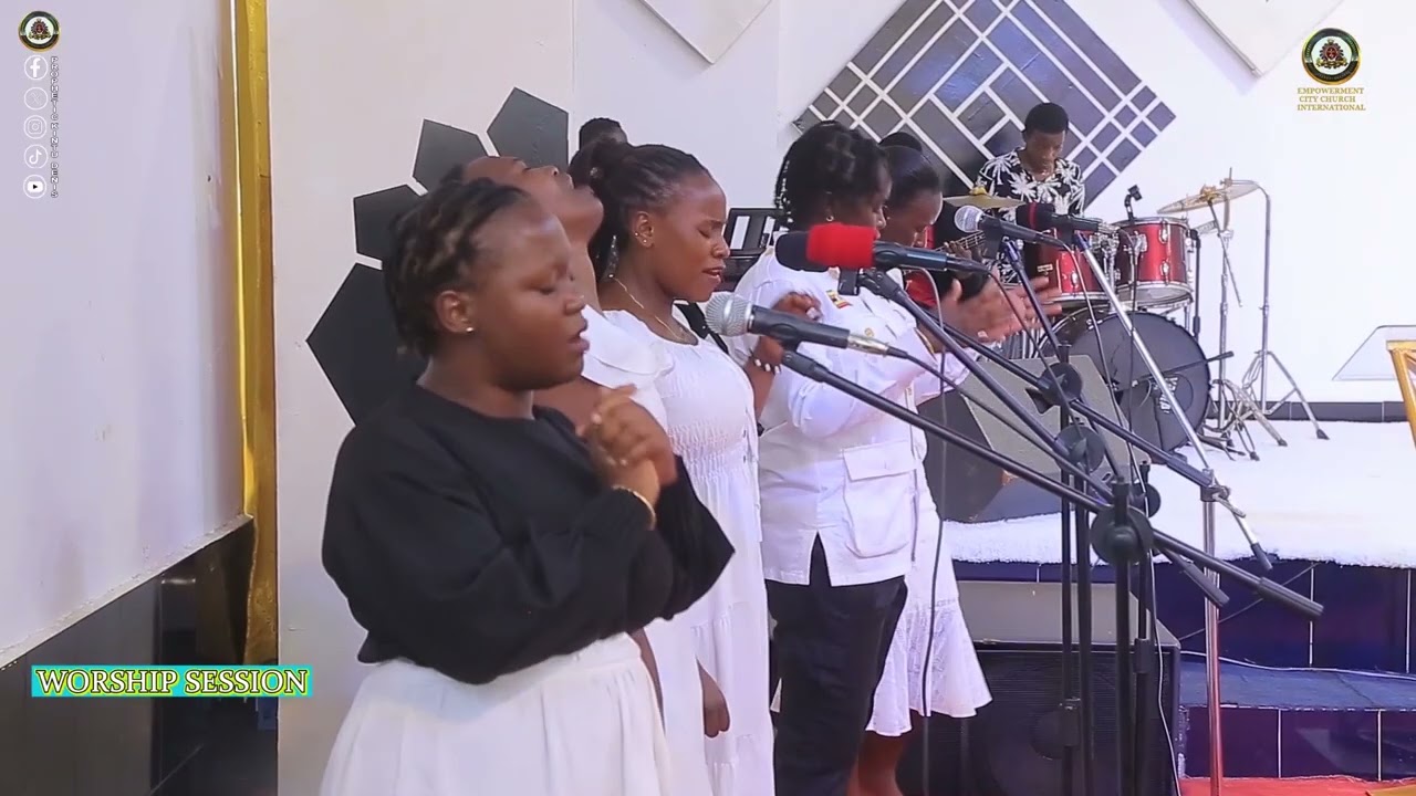 Hot worship🙌🙌🙌🙌🙌👈👈👈👈👈👈