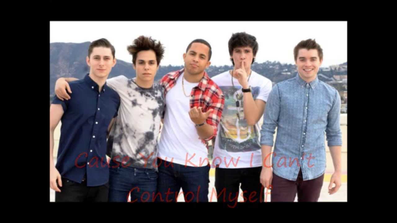 Freak || Midnight Red