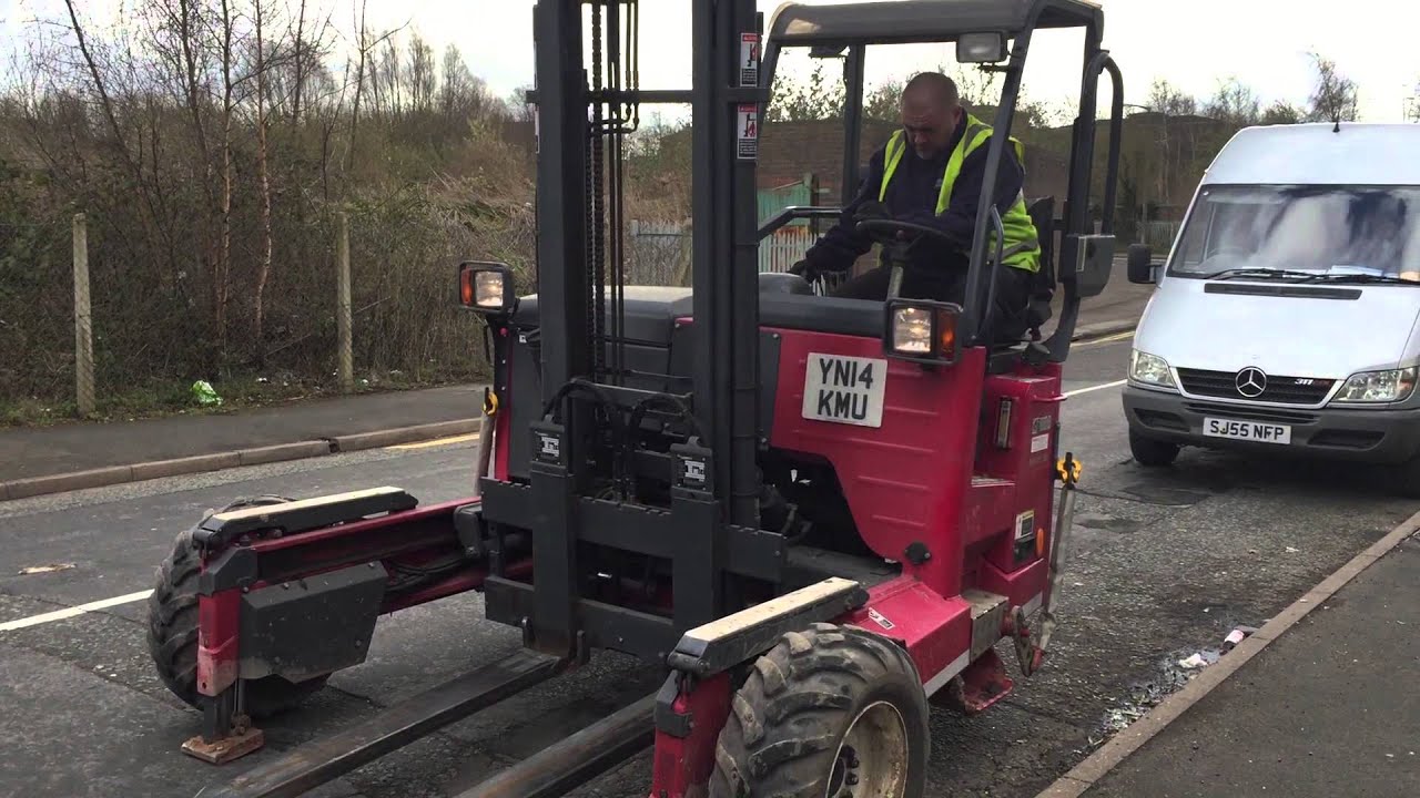 moffett forklift operating