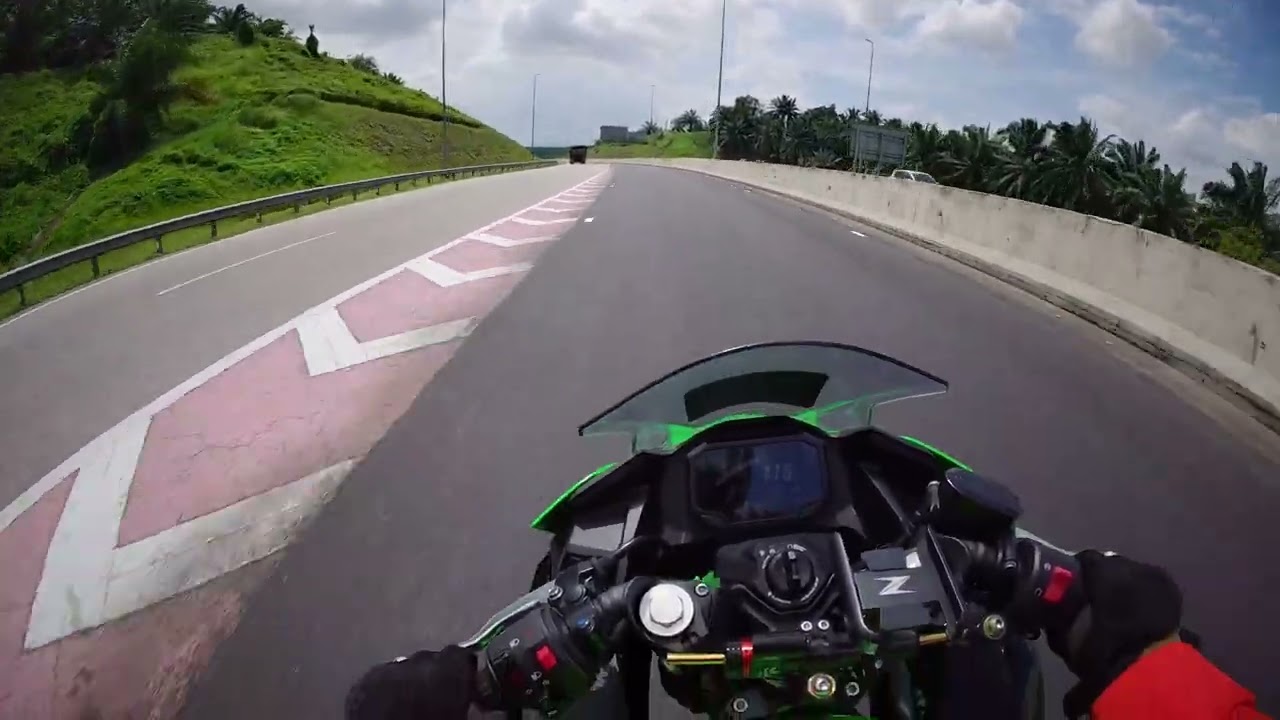 TOP SPEED Ninja 500 SE, 195KM/H
