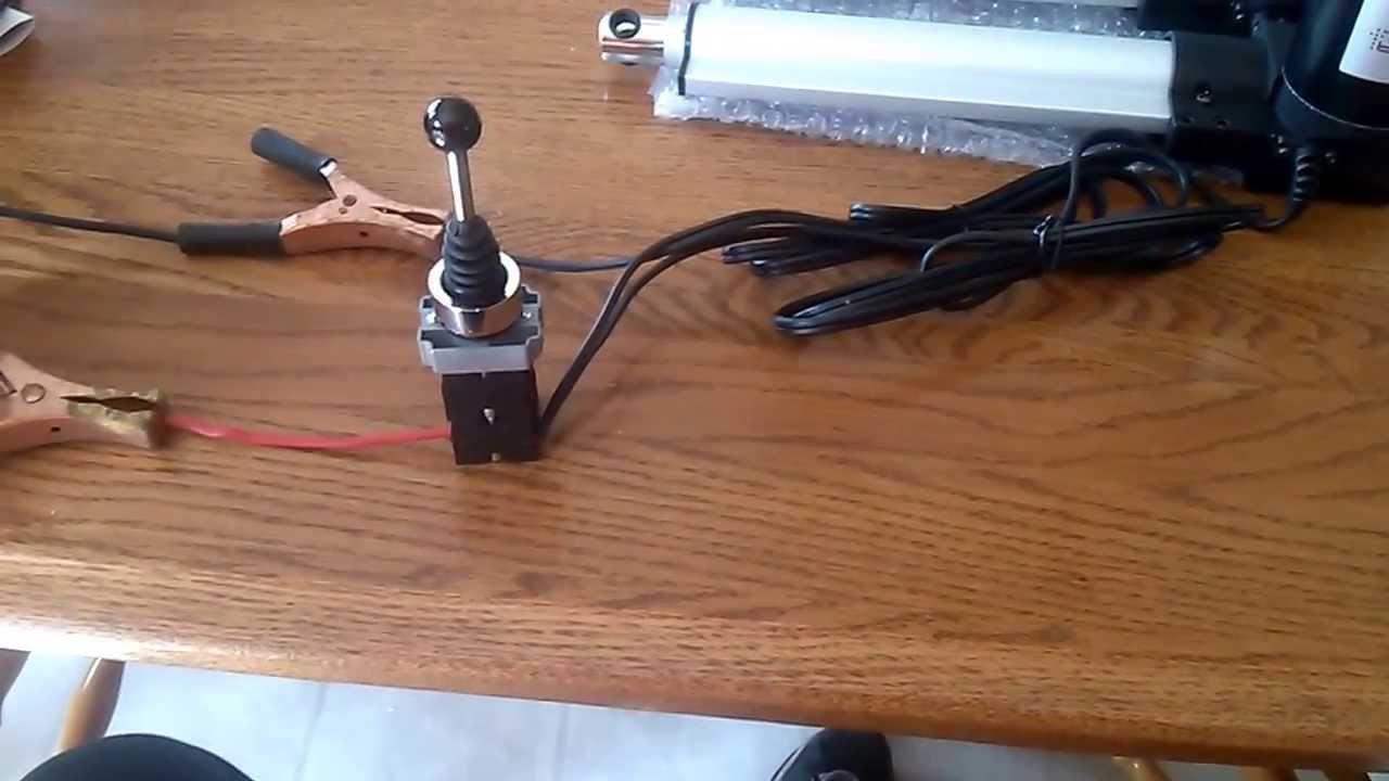 12 volt Dual linear actuator with 4 way joystick