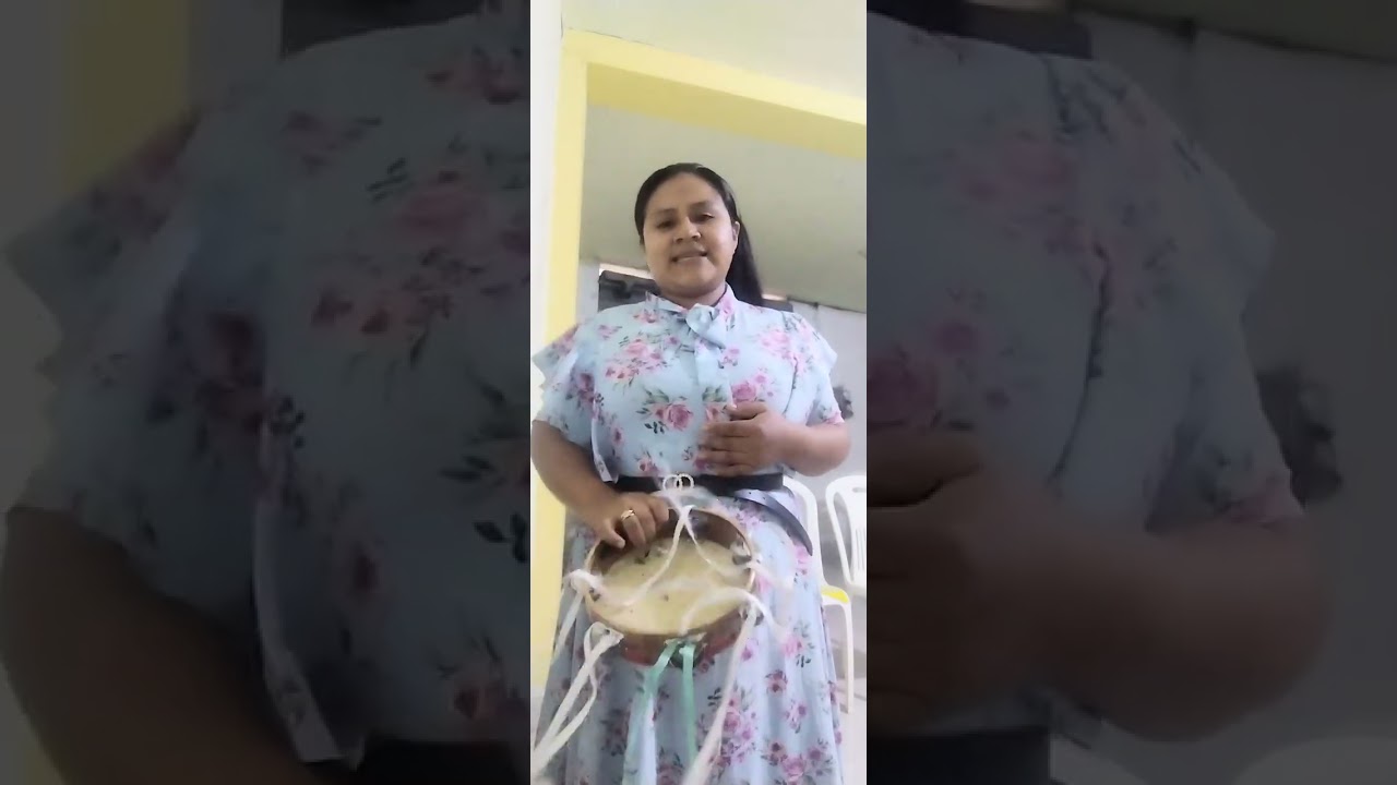 como tocar la letra A con la pandereta