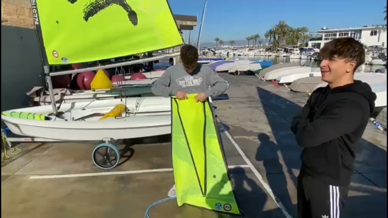 MONTAJE  Y DESMONTAJE DE VELA LIGERA RS