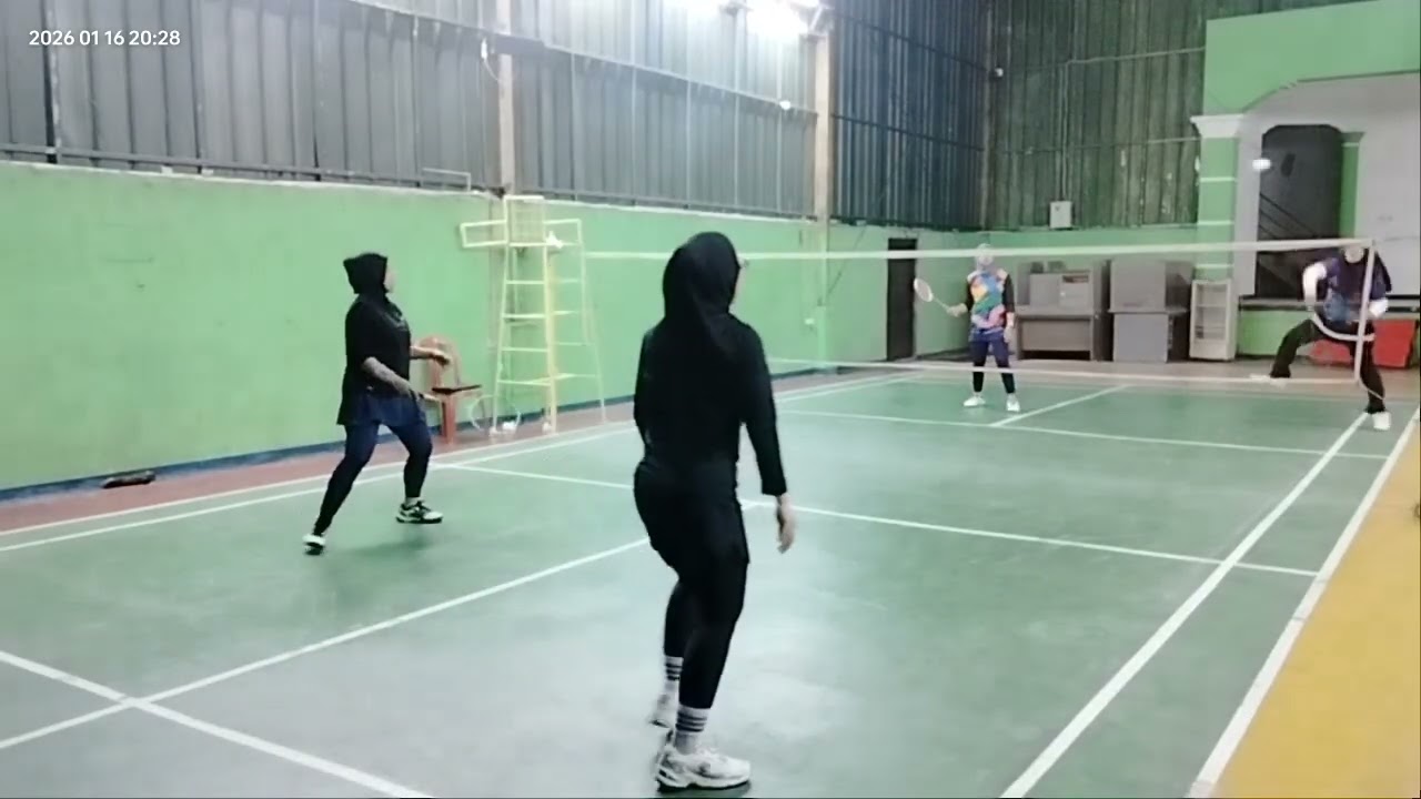 Kobra badmin (Ugie/Amie vs Dita/Yulia)