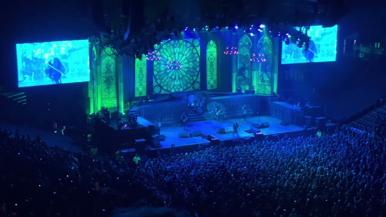 Iron Maiden blood Brothers live in Toronto, 2023 ￼