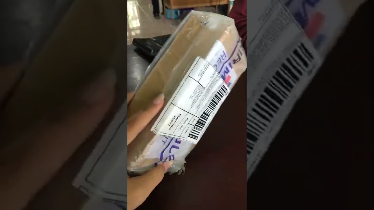 Paket dibobol di JNE