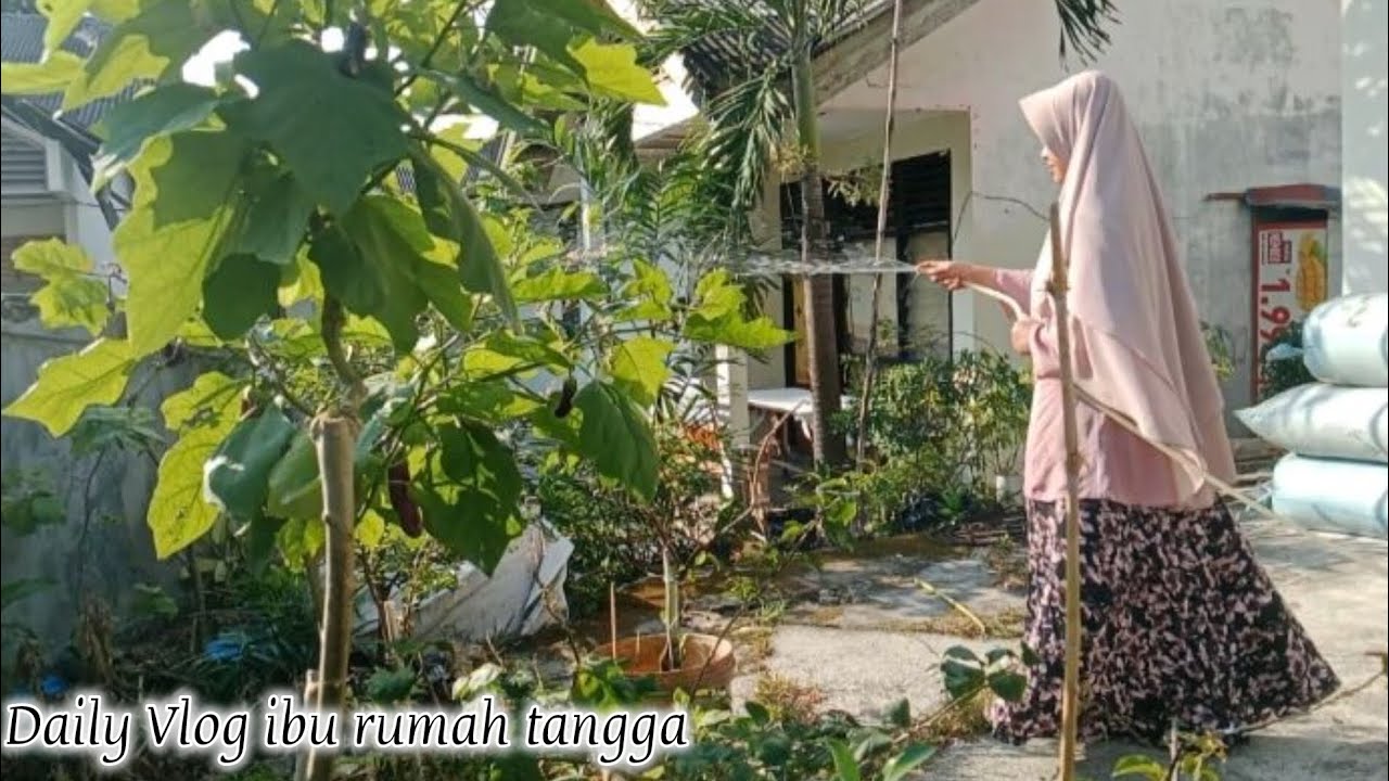 RUMAH SEDERHANA | KEGIATAN RUTIN MEMBERSIHKAN RUMAH | CLEANING MOTIVASI 