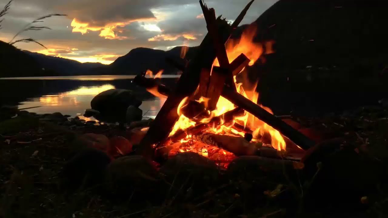 [10 часов] Костёр на берегу озера / Lakeside Campfire