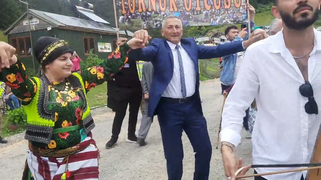 ✅27/ 07/2024 - Gümüşhane Kürtün HARMANCIK Yayla Şenliğinden Süper Otçu Yürüyüşü