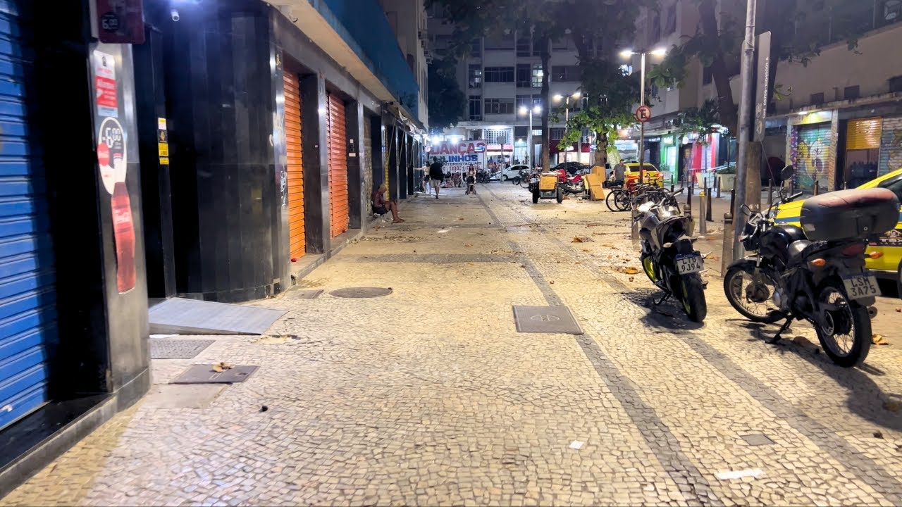 Walking at Night in Copacabana - Rio de Janeiro 2025