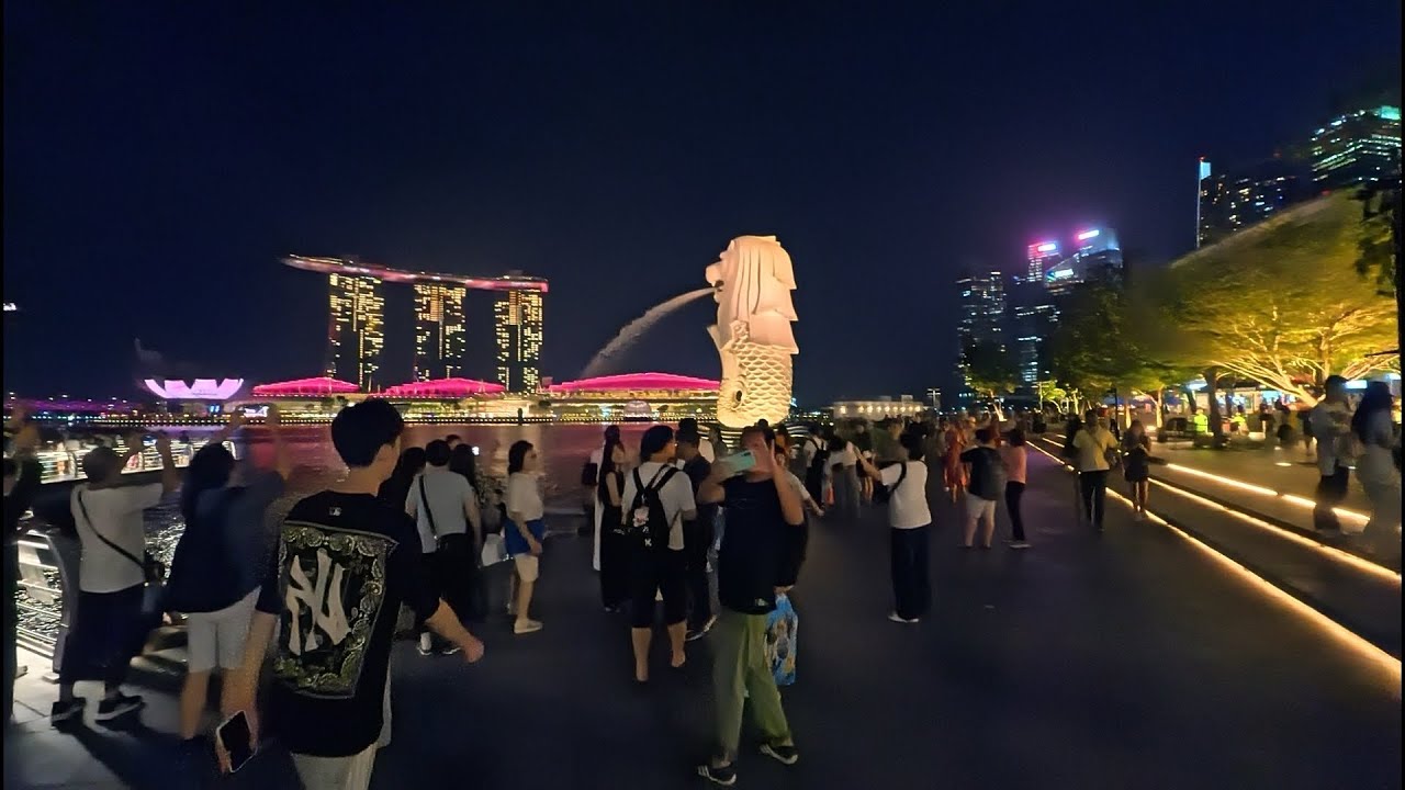 POV: Night walk around Singapore Marina Bay