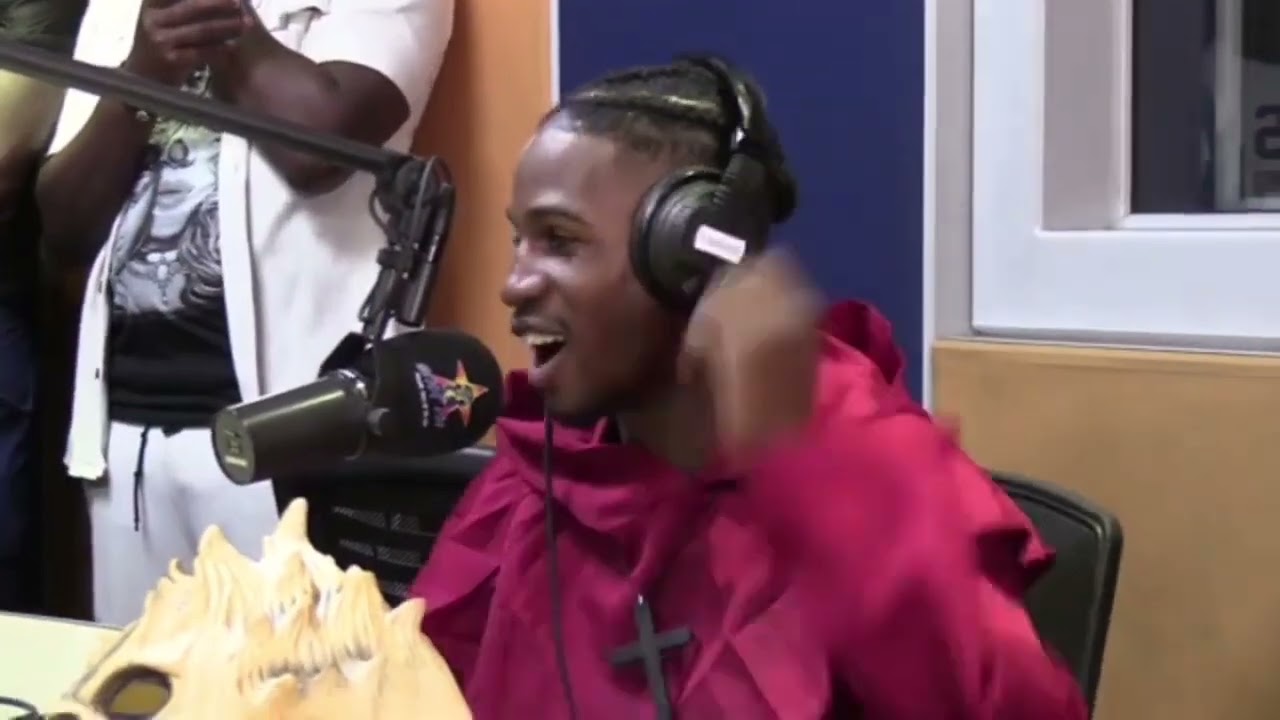 Mad Flex Vs Hulengende Vs Nicky Vybs at Star Fm alongside Godfather Templeman and Dj Tanaman