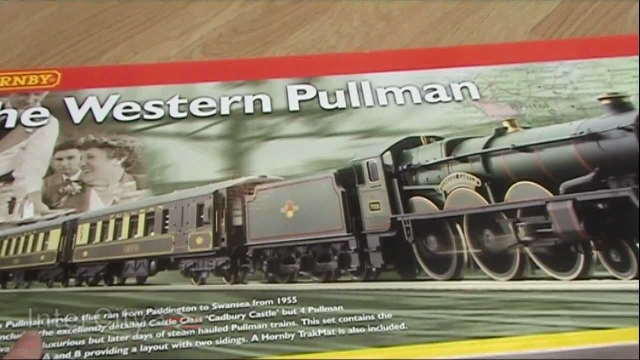 Opening 'The Western Pullman' train set by Hornby