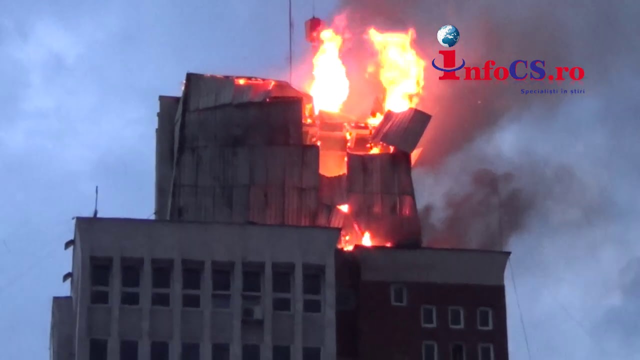 A luat foc cladirea prefecturii din Resita