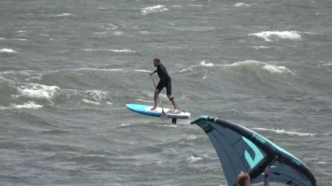 Go Foil SUP Foiling at the Hatch !