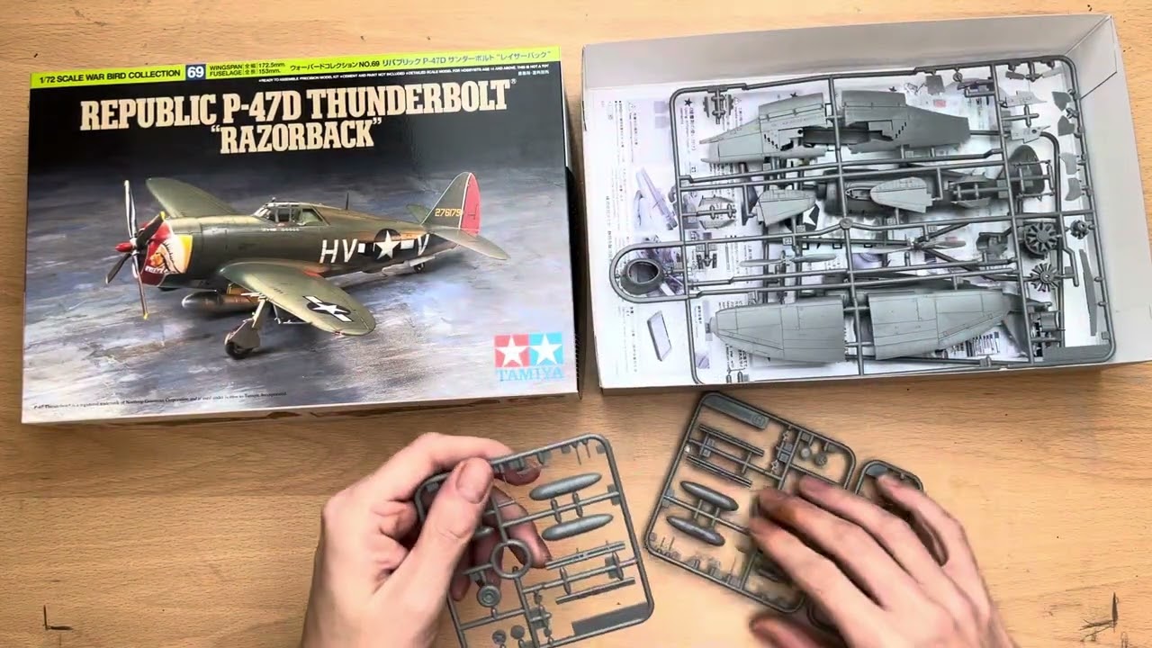 WHATS IN THE BOX? TAMIYA 1/72 REPUBLIC P-47D THUNDERBOLT 