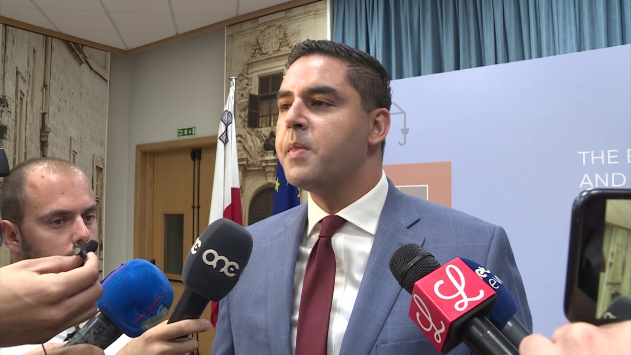 Il-Ministru Ian Borg mhu se jbiddel xejn mill-proġett tas-Central Link
