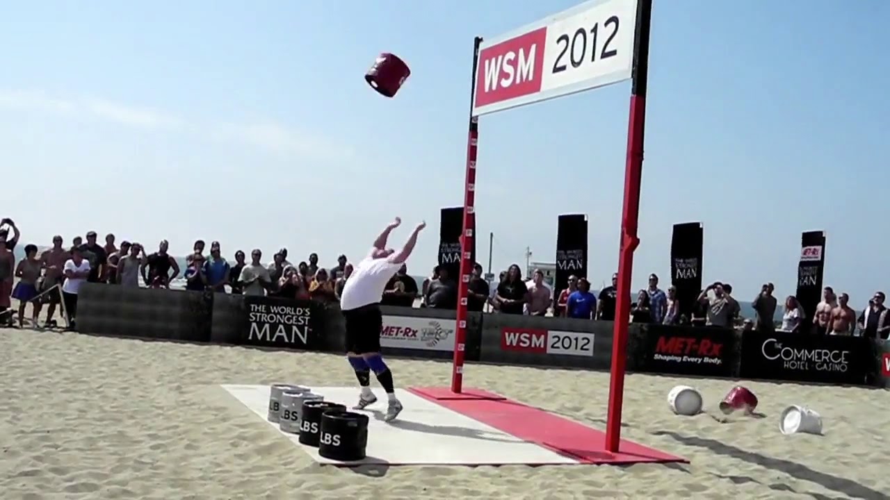 Zydrunas Savickas in the keg toss for WSM '12 at Venice Beach