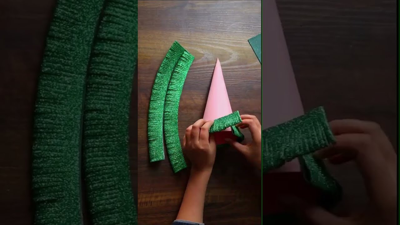 Easy Glitter Foam Sheet Christmas Tree | #diy #christmas #papercraft #artgallery #shots #ytshorts