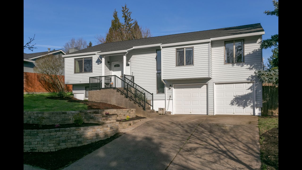 8880 SW Morgan Dr, Beaverton, OR