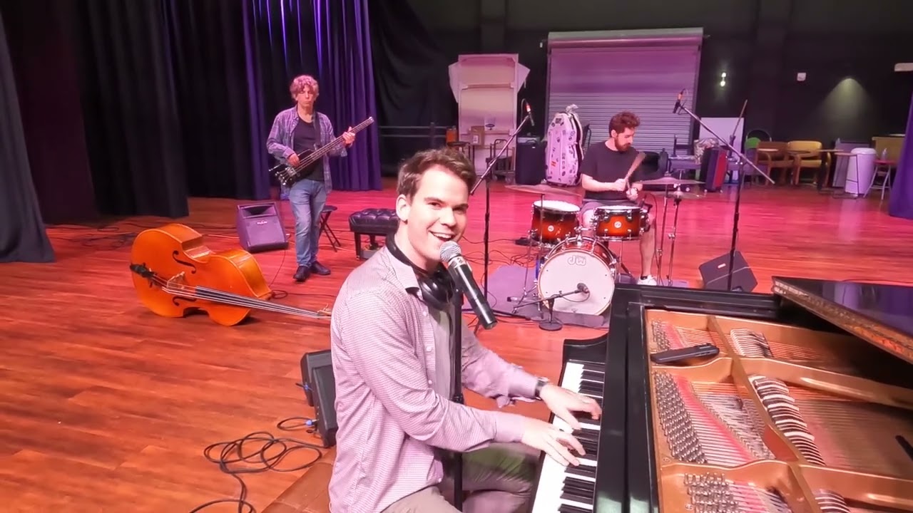 Jared Freiburg and the Vagabonds-Pretty Woman