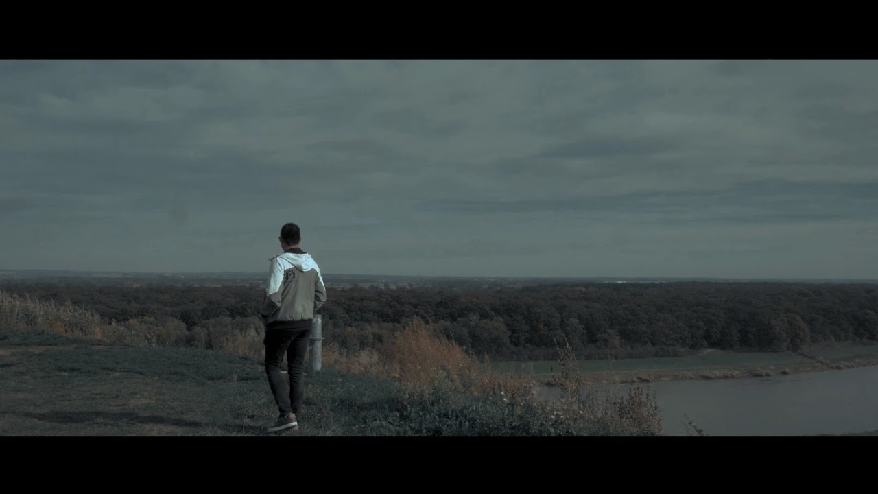 Zwykły Piekarz - PO CO TO (prod. MakDouble) [OFFICIAL VIDEO]