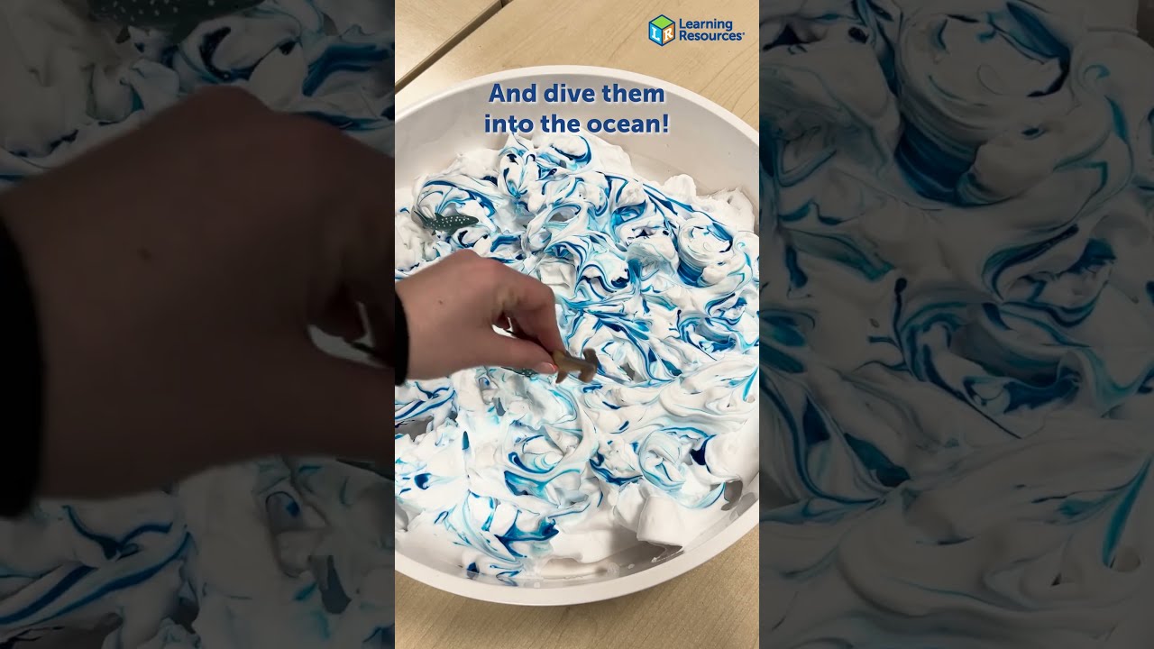 Dive into our under the sea tuff tray! Easy to create at home or in the classroom!🐋