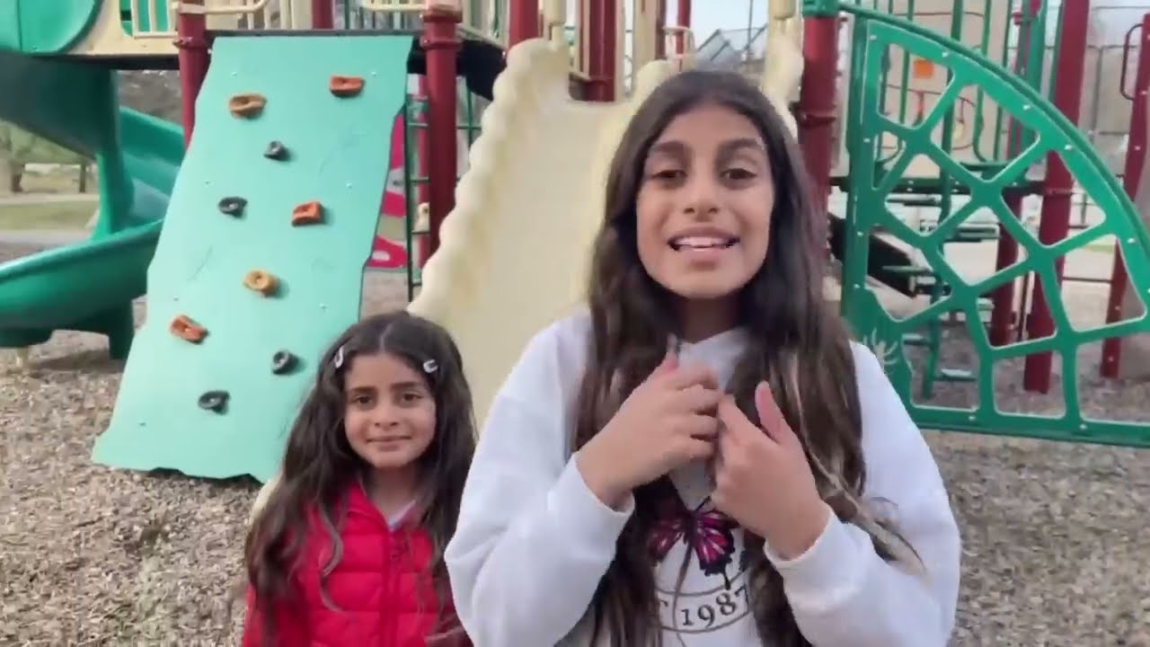 Deema and Sally Play and share rides and get stuck at the playground | Fair Play for Kids the Movie