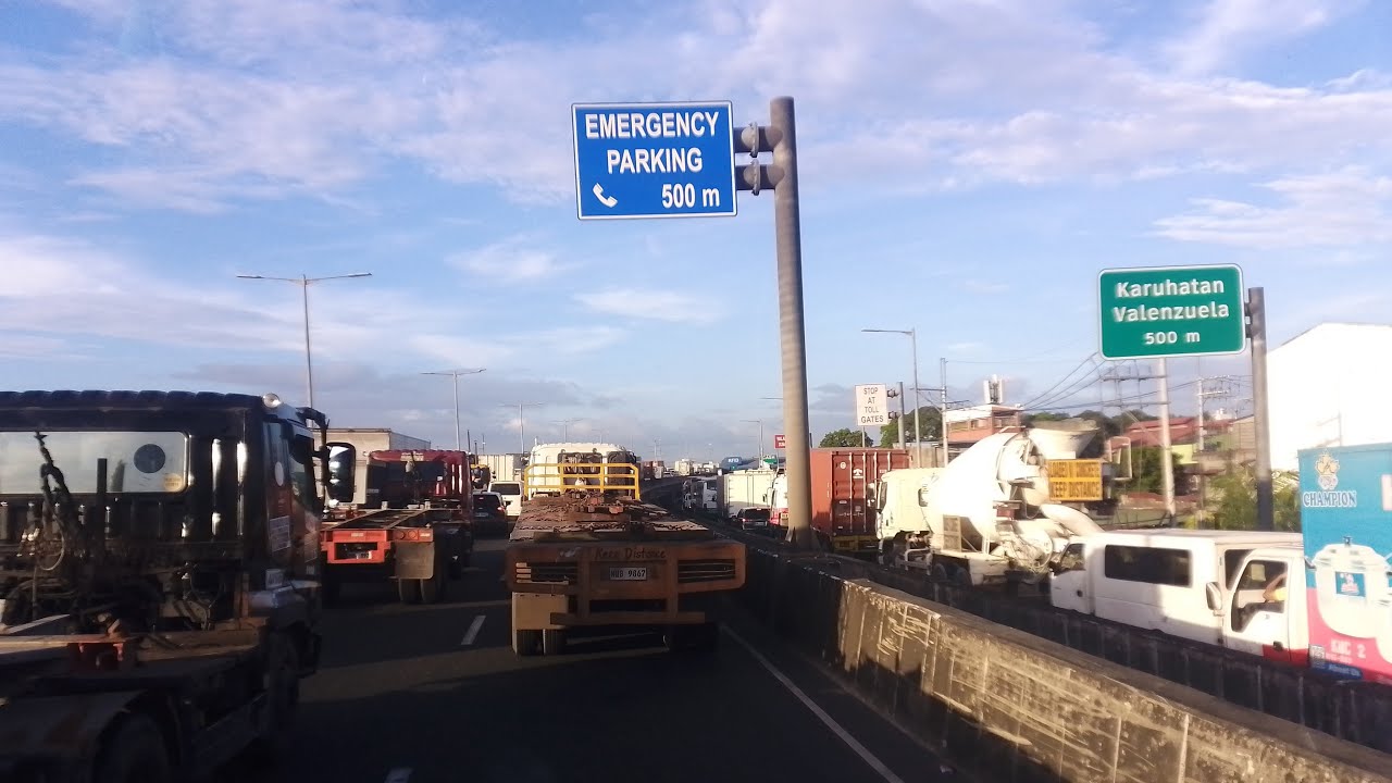 Heavy Bumper to Bumper Traffic From Sigment10 North Bound, keep safe Driving everyone