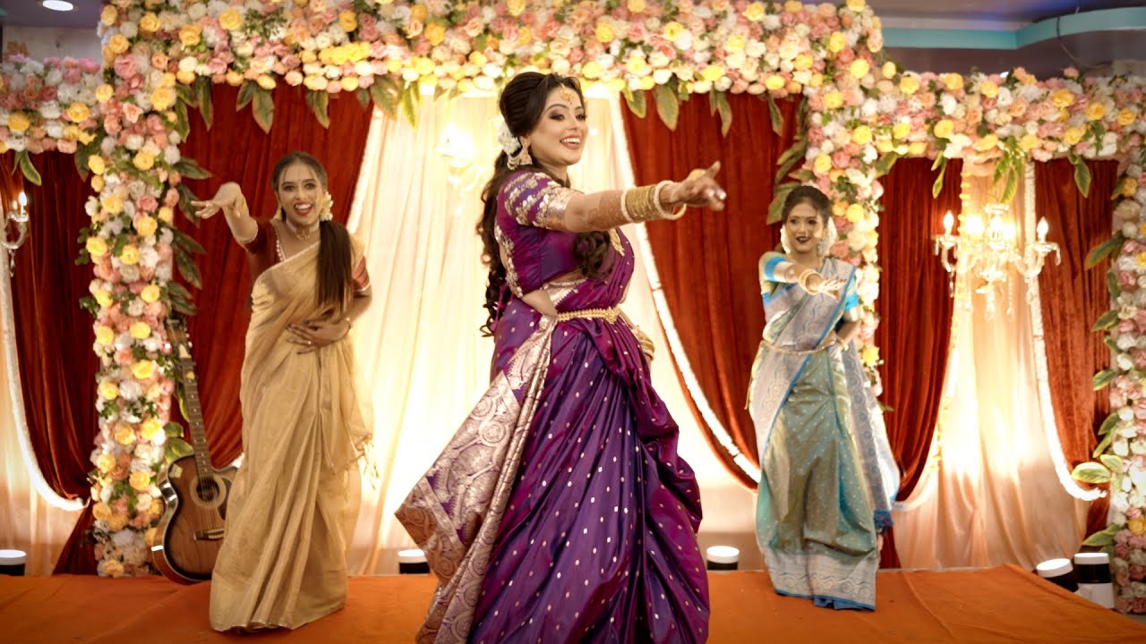 Stunning Dance Performance by the Bride and Her Friends | Bengali Wedding 4K | Framing Cinematic