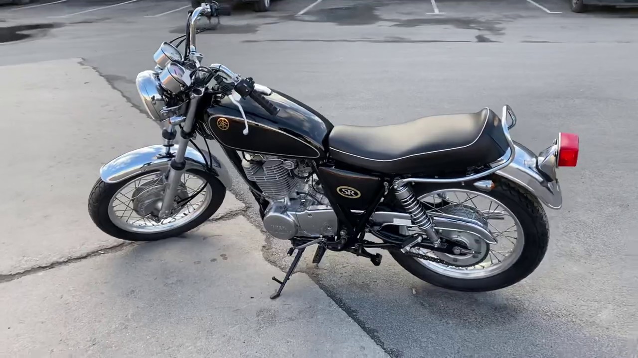 Краткий обзор на мотоцикл Yamaha SR400 из Японии