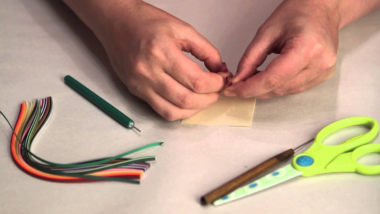 Making Letters in Quilling Paper : Crafting Techniques