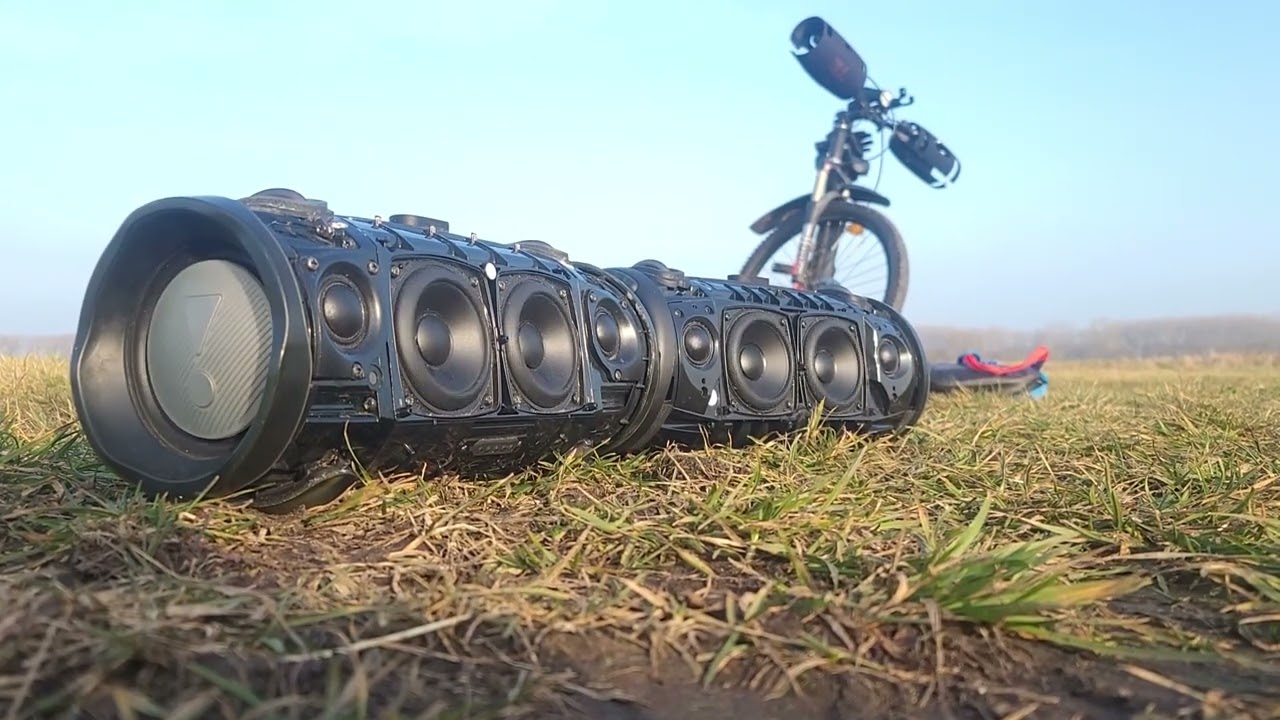 JBL XTREME 2 PL VS JBL XTREME 3 ND LOW FREQUENCY MODE 90% Flex Comparison (24 fps)
