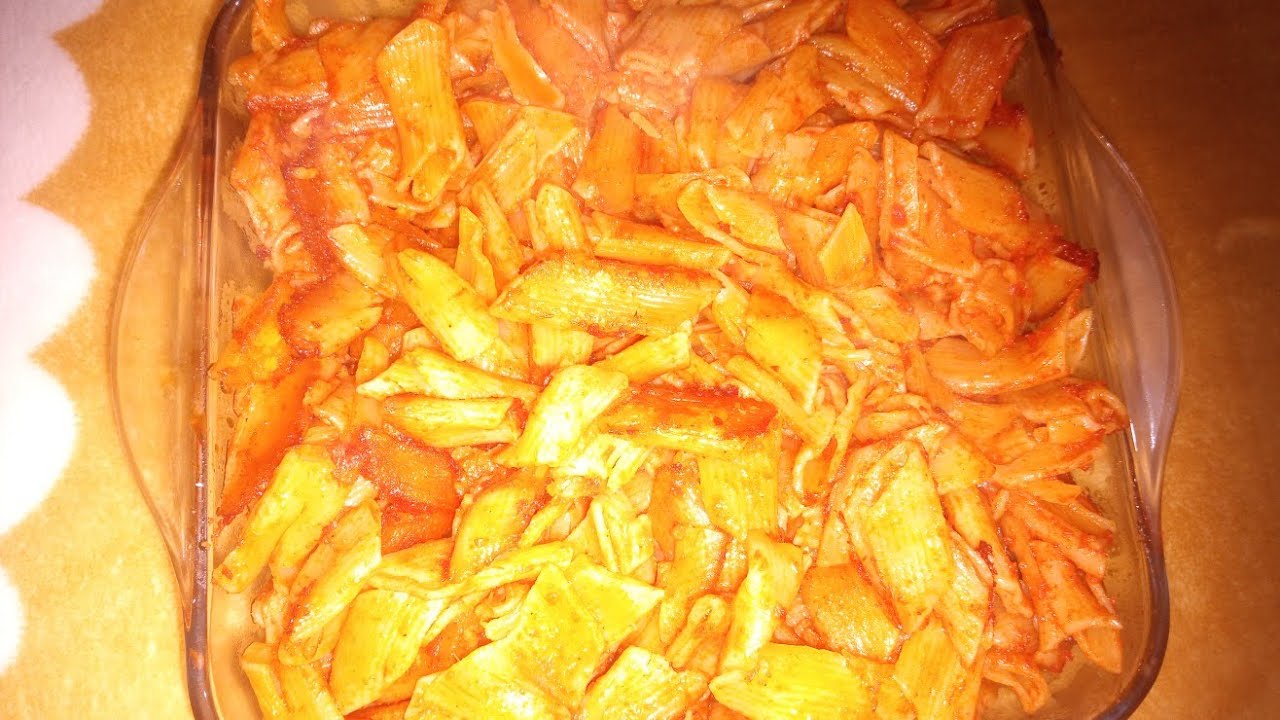 المكرونه بصلصه السريعه لجوع نص الليل 