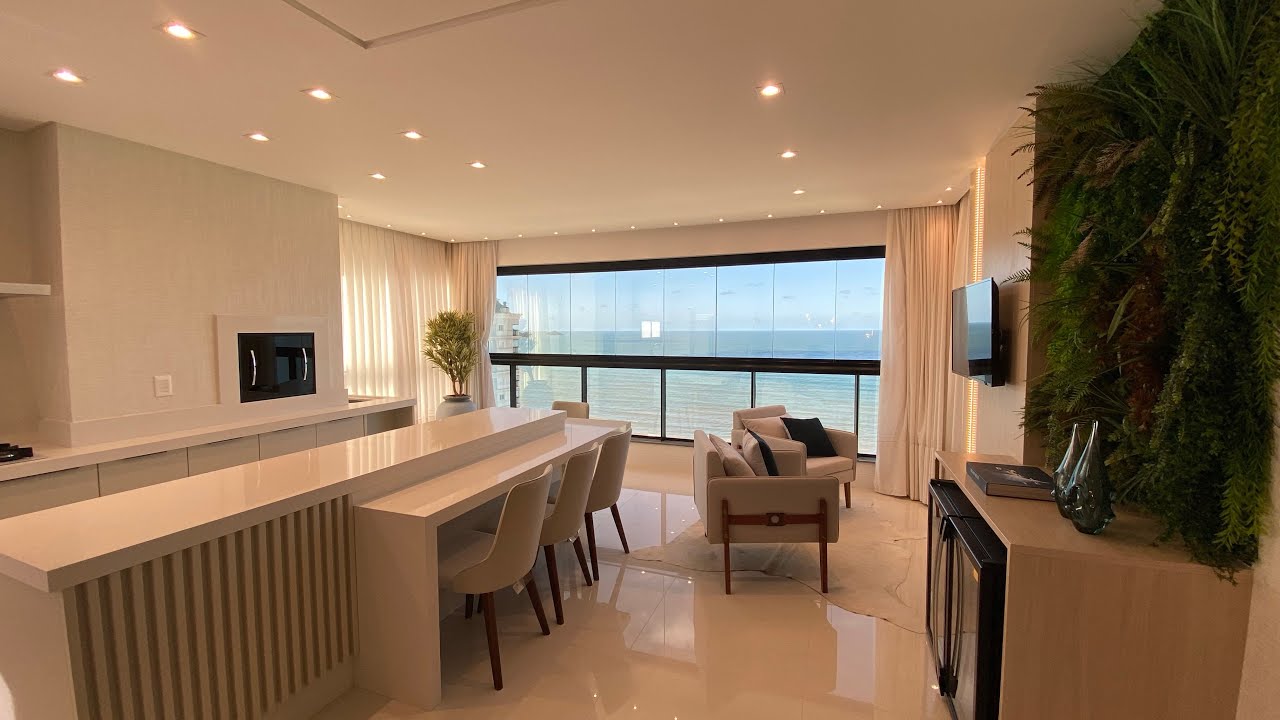 Belíssimo Apartamento com Vista Mar em Meia Praia Itapema R$ 4.399.000