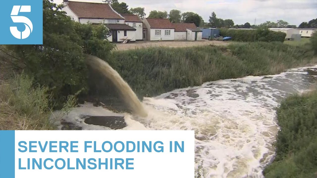Floodwaters keep Wainfleet residents from their homes with further downpours predicted | 5 News