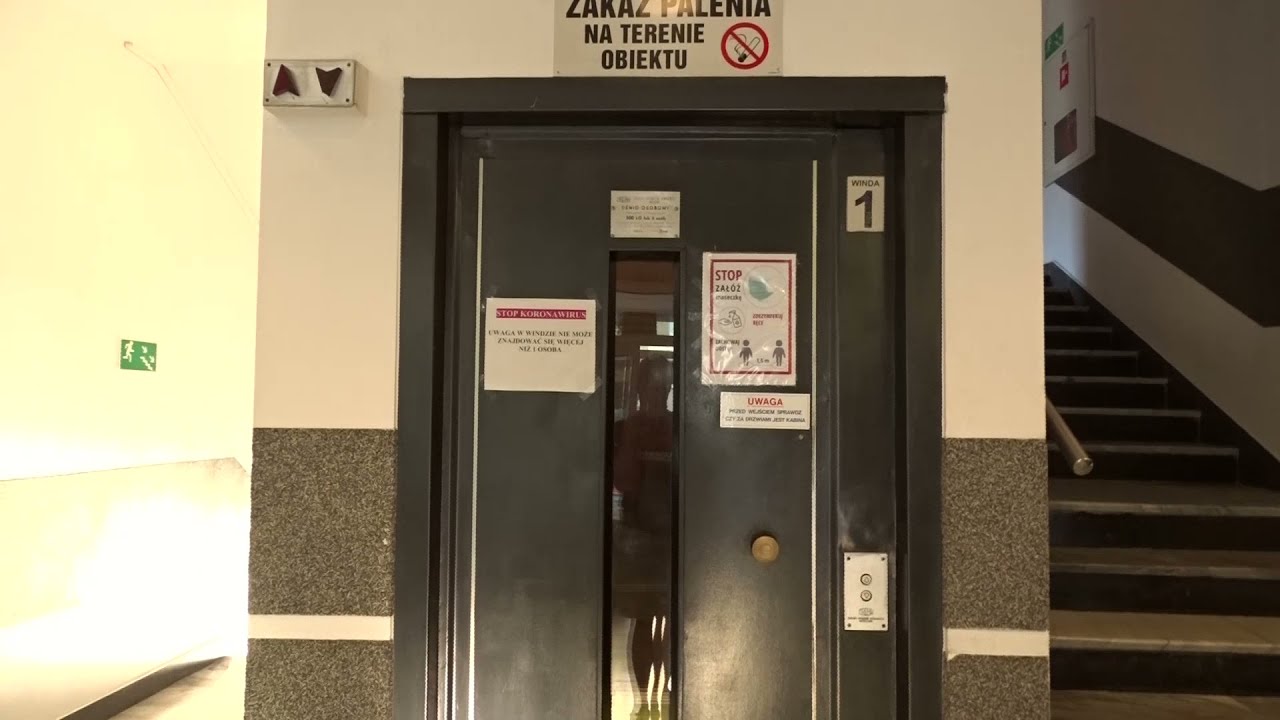 2x ZREMB Licencja z 1978 roku w biurowcu @ Łódź PL
