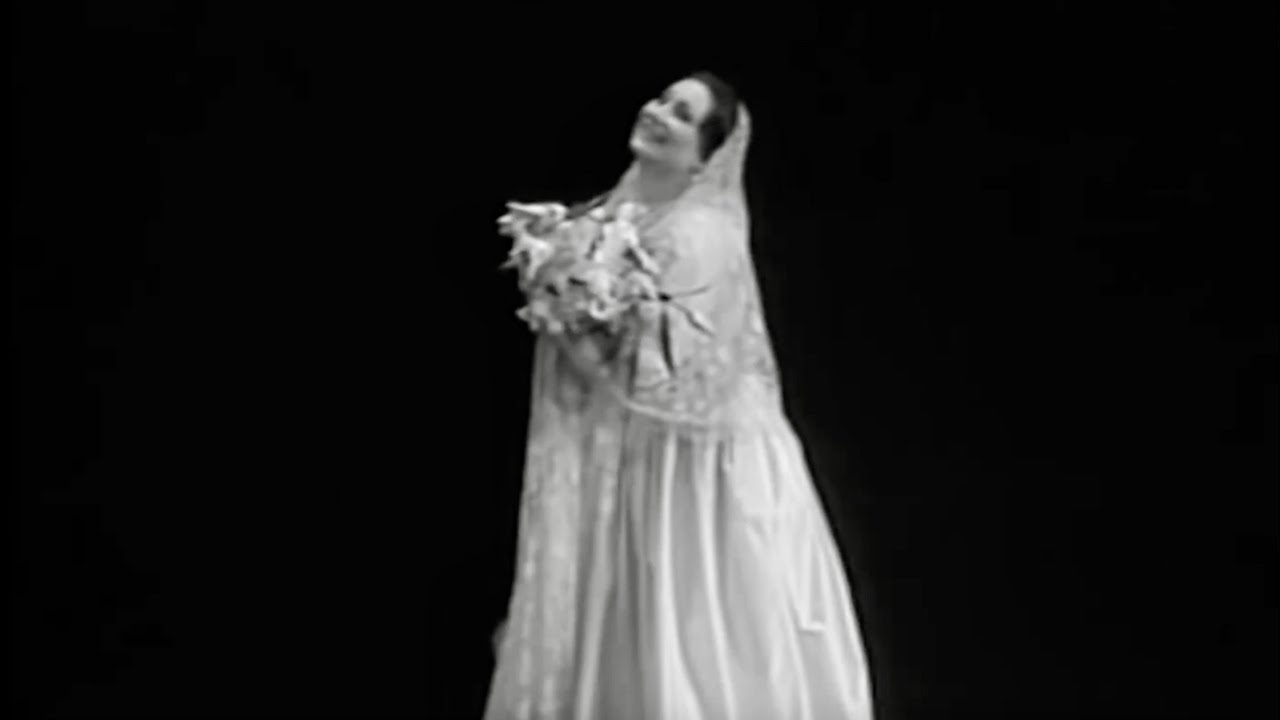 Cheryl Studer in I VESPRI SICILIANI ~ 